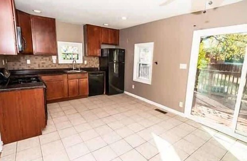 Morgan House | 107 Quaint Renovated Single Family 3 Bdrm House