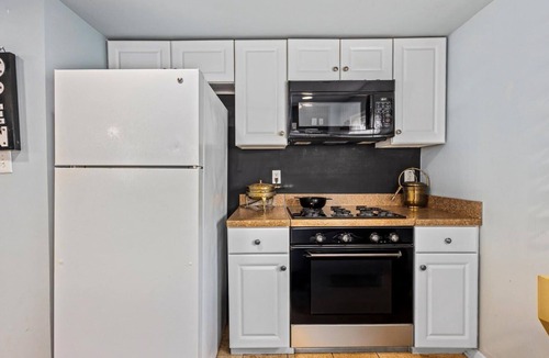 Cape May - Wildwood House | 10BR North WW Beach Home - Sleeps 22!