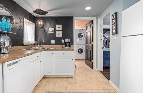 Cape May - Wildwood House | 10BR North WW Beach Home - Sleeps 22!