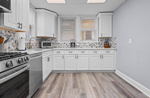 Cape May - Wildwood House | 10BR WW Victorian Beach House - Sleeps 30!