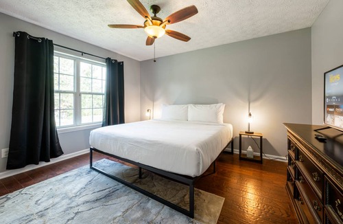 Emerson House | 110 m² House ∙ 3 bedrooms ∙ 6 guests