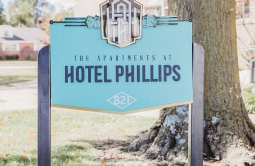 Bartlesville Apartment | 116 · Timeless #116 - Hotel Phillips