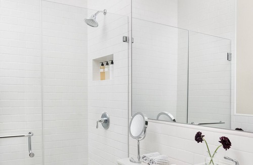 Homewood Hotel | 1313 West Luxury Boutique Hotel