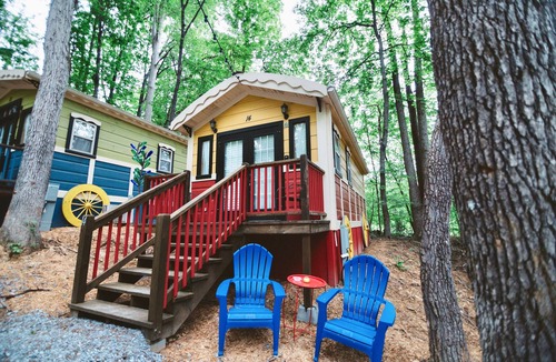 Sevierville House | #14 Hester - Gypsy Cottage