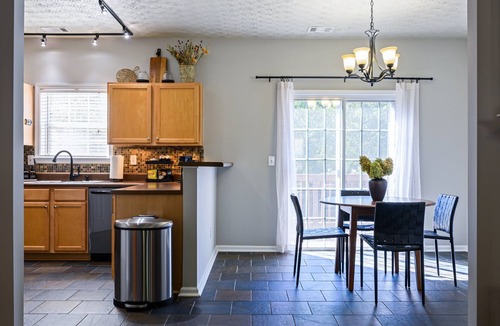 Woodstock Villa | 1431 Bay Overlook Dr, Woodstock