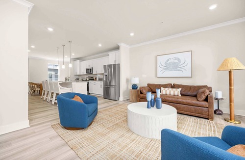 Caine Woods Condo | 143rd St. Large upscale Townhouse -Sleeps 8/Pool