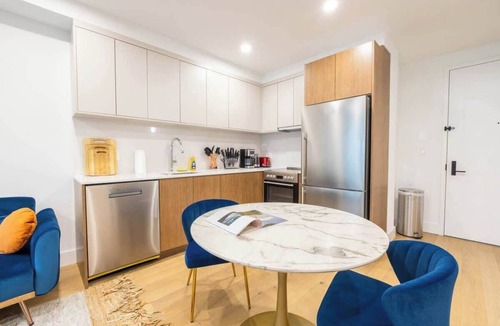 Greenpoint Apartment | 149BK-202 New Condo 1BR in Prime Greenpoint