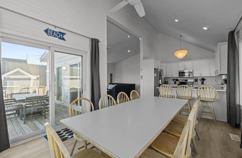 Ocean Sands House | 1661 - The Best Nest - Oceanfront Corolla | Pool, Putt-Putt & Hot Tub