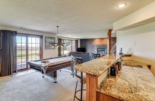 Polk City House | 17 Mi to Des Moines: Executive Rental in Polk City
