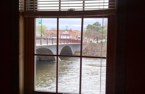 Shell Rock House | 1867 Timber-framed Flour Mill's 1st Floor Apartment Overlooks Shell Rock River