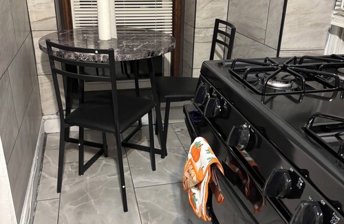 Olney-Oak Lane Apartment | 1Bedroom Einstein, Salus University