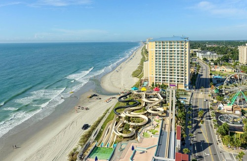 Myrtle Beach Villa | 1BR Oceanfront Condo Steps to Beach & Family Kingdom w/Resort Pool & Lazy River