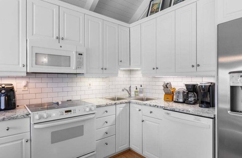 Sealoft Villas Cottage | 2 Bed/3Bath w/Sleeping Loft Golf Views! Neighborhood Pool! Amenity cards INCLUDED!
