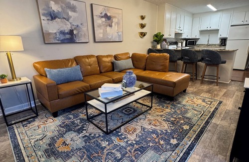 Auburn Apartment | 2 Bed Condo across from Toomers Corner and AU Campus
