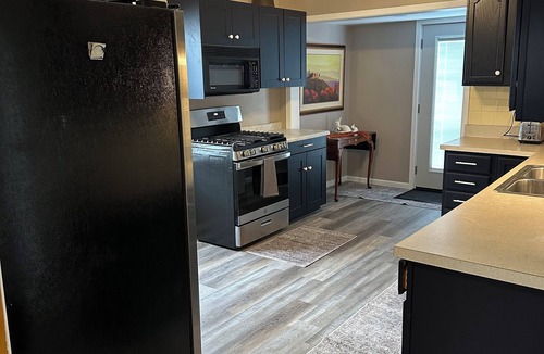 Austin Apartment | 2-bedroom apartment in charming Austin.
