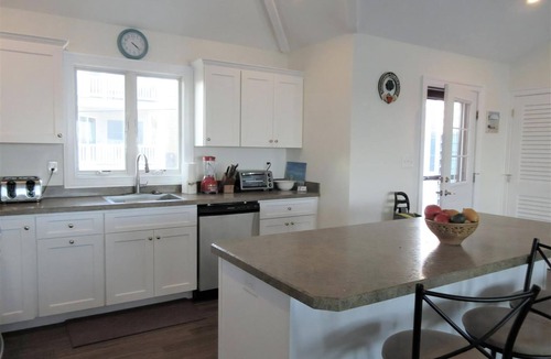 Manahawkin House | 2 bedroom bay front on Cedar Bonnet Island