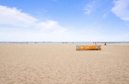Sheepshead Bay Apartment | 2 Bedroom Beach Front Gem