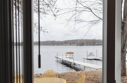 Waterville Cabin | 2 bedroom Cabin Right on Sakatah Bay in Waterville MN.