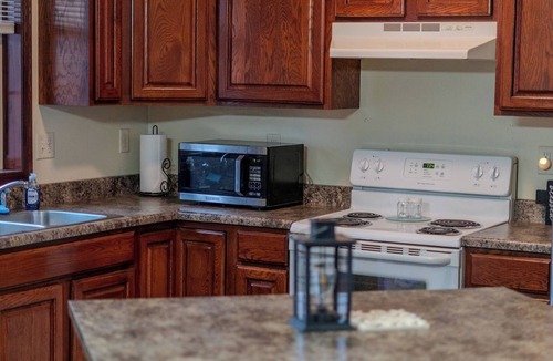 Buffalo Ridge Condo | 2-bedroom condo in enjoyable Sioux Falls - All the Charm Without the Farm!