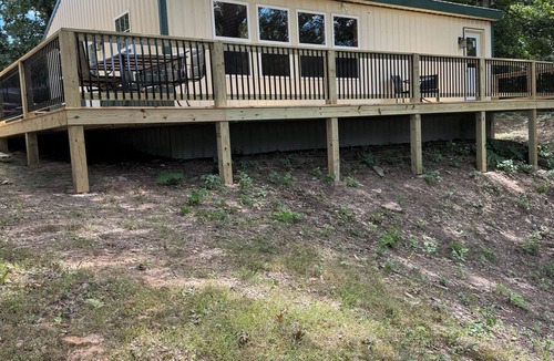 Santa Fe House | 2 bedroom house near Mark Twain Lake on Salt River! WiFi and Boat parking!