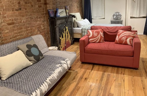 Boerum Hill House | 2 bedrooms created w/ heavy curtains by BAM, a cultural district w/private yard