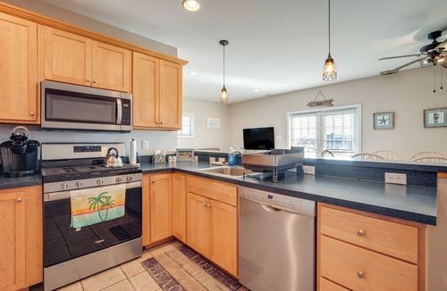 Wildwood Condo | 2 Blocks to Beach: Cozy Retreat in Wildwood!
