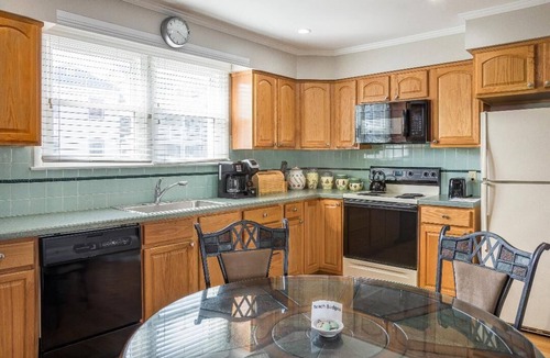 Brigantine Condo | 2 BR 2 Bath Condo W/Pool Across from Beautiful Beach!