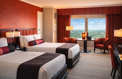 Atlantic City Hotel | 2 Double Bed Room, Golden Nugget, Rooftop Deck, Casino Access, Central Location