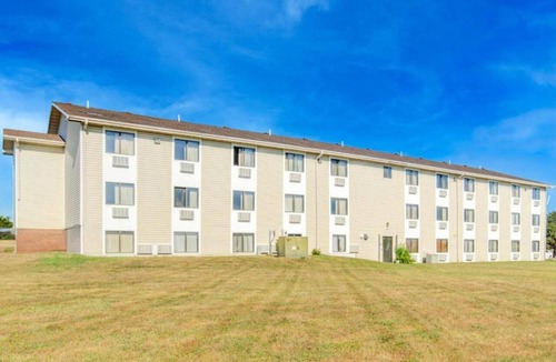 Kingdom City Apartment | 2 Double Beds|Non-Smoking