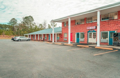Durham Apartment | 2 Full Bed | Non-Smoking
