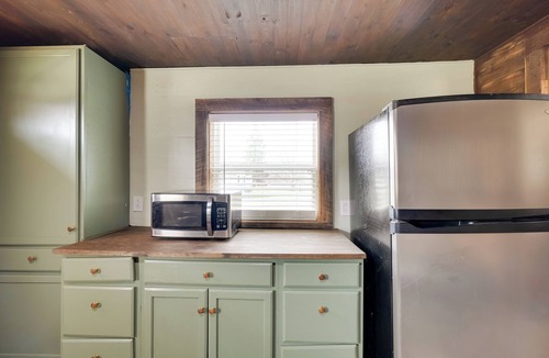 Townsend Cabin | 2 Mi to Nat'l Park: Riverside Smoky Mtn Cabin!