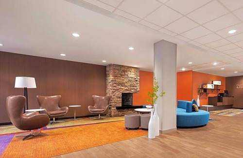 Fifeville Hotel | 2-Star Hotel ∙ Fairfield Inn & Suites by Marriott Charlottesville Downtown/University Area