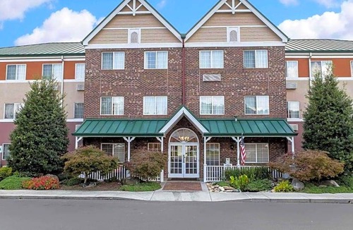 Alcoa Hotel | 2-Star Hotel ∙ MainStay Suites Knoxville Airport