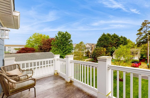 Dodds Addition House | 2-story home with backyard, patio, outdoor dining area & AC - dog-friendly