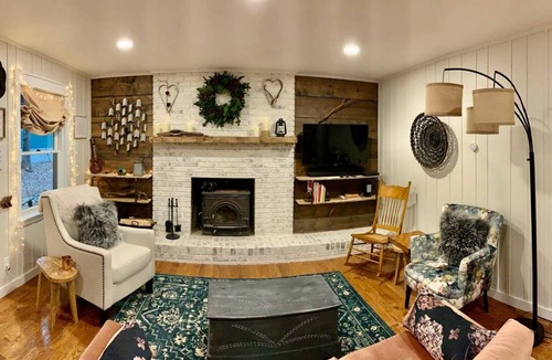 Fort Payne Cottage | 20 ACRES of Tranquillity Next to Desoto State Park