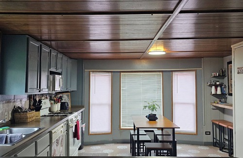 Kimball House | 20 miles from the Missouri River!! 3-bedroom mobile home in Kimball