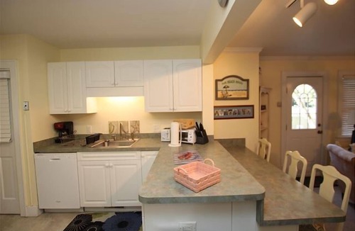 South Rehoboth House | 223 Hickman St.- Spacious, well kept home!