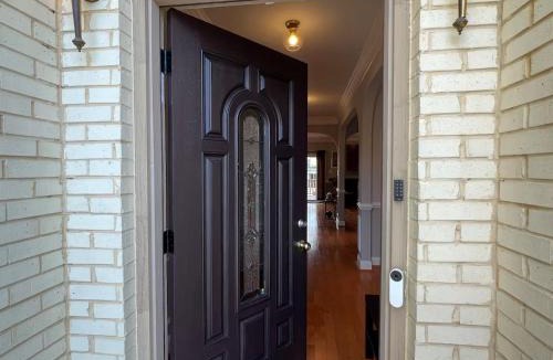 Nauck House | 25 Lux Room 4 - 2 Queen Beds, Shared Bathroom - Nonsmoking