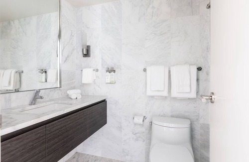 West End Apartment | 2500 Penn Apartments | Work-Friendly Comfort w/Fast Wi-Fi | Close to Georgetown