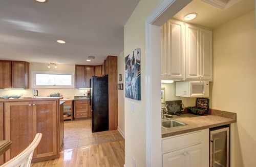 Duck House | 2883 - Swan's Quarters - Semi-Oceanfront Duck Retreat w/Hot Tub
