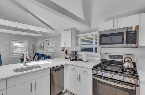 Manasquan Apartment | 2BR 1BA Steps to the Sand II
