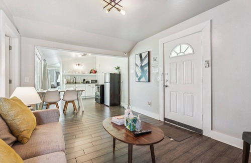 Midwest City Apartment | 2BR near Rose State & Tinker — guests come back for a second month #L2