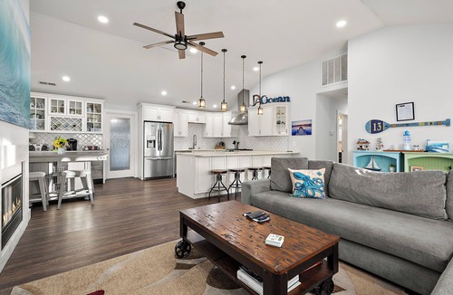 Little Salisbury House | 3 Bdrm House, Sleeps 8, Spacious, Outdoor