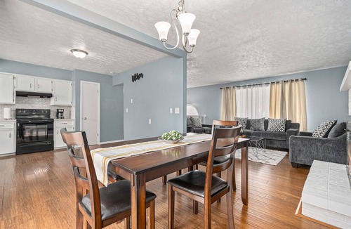 North Central Omaha House | 3 bds 1.5Ba