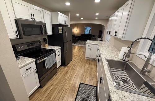 Sioux Falls House | 3 bed 2 bath modern style home! Walk to Avera and close to Downtown.