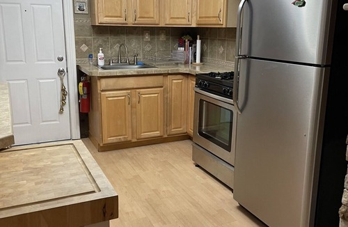 Wildwood House | 3 Bedroom 1 & 1/2 bath, 2 Blocks from Beach