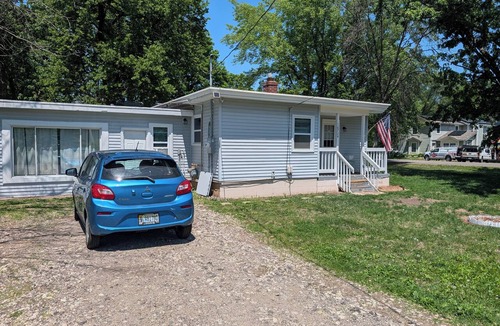 Lakeland House | 3 Bedroom 1 bath house in quiet neighborhood by Saint Croix River