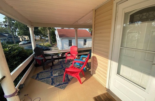 West Belmar House | 3-bedroom Belmar Summer house near everything and still secluded