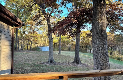 Chambersburg House | 3-bedroom country home in Pike Co Il with AC and heat