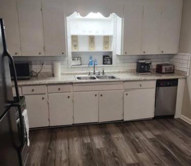 Decherd Apartment | 3 Bedroom Cozy Home Minutes From Tims Ford Lake